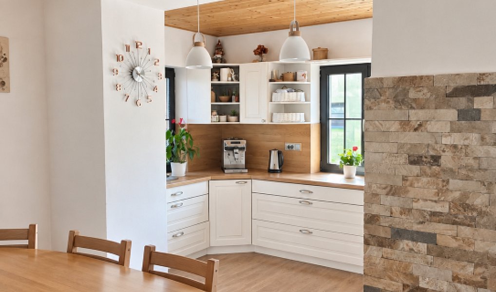 Prodej chalupy 220 m² s pozemkem 1 031 m², Tis – náhled fotky 9