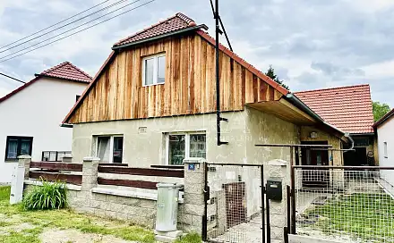 Prodej domu 200 m² s pozemkem 326 m², Chlumany, okres Prachatice