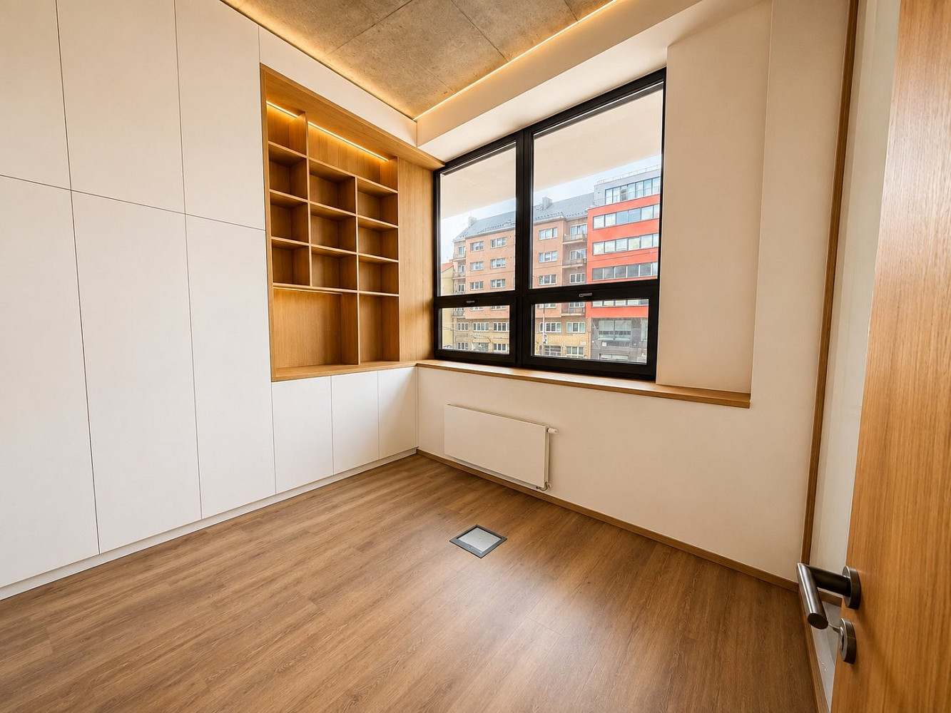 Pronájem kanceláře 46 m² – fotografie 4