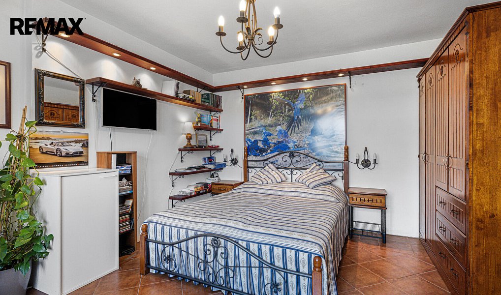 Prodej domu 350 m² s pozemkem 9 285 m², Nový Knín – náhled fotky 8