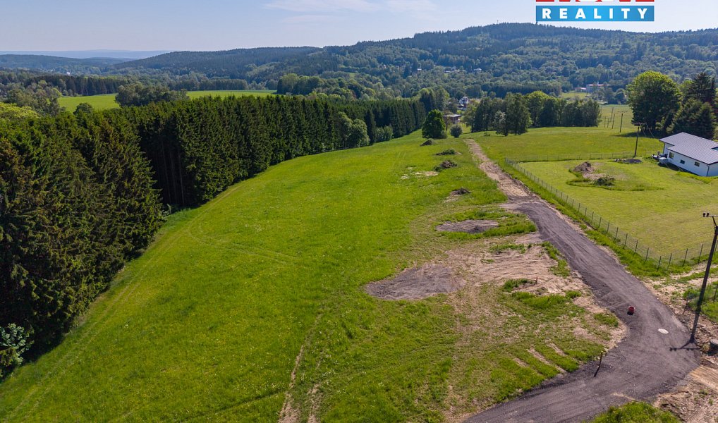 Prodej stavebního pozemku 1 000 m², Krásná – náhled fotky 7