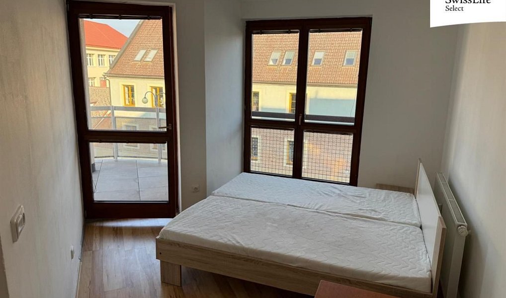 Pronájem bytu 3+kk 70 m², Jičín – náhled fotky 3