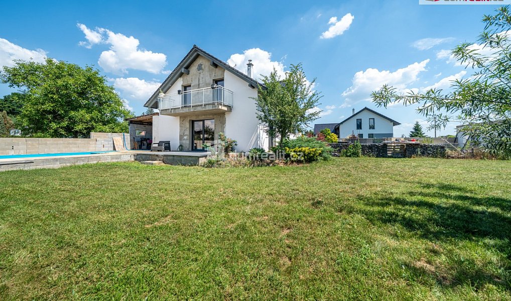 Prodej domu 159 m² s pozemkem 1 060 m², Záluží – náhled fotky 17