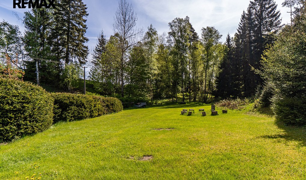 Prodej ubytovacího objektu 421 m², Kytlice – náhled fotky 8
