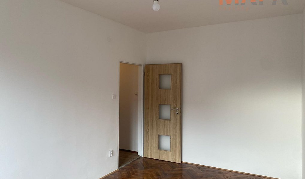 Pronájem bytu 2+1 49 m², Jirkov – náhled fotky 10