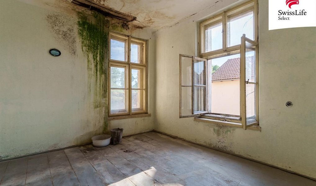 Prodej domu 620 m² s pozemkem 6 027 m², Klobuky – náhled fotky 15
