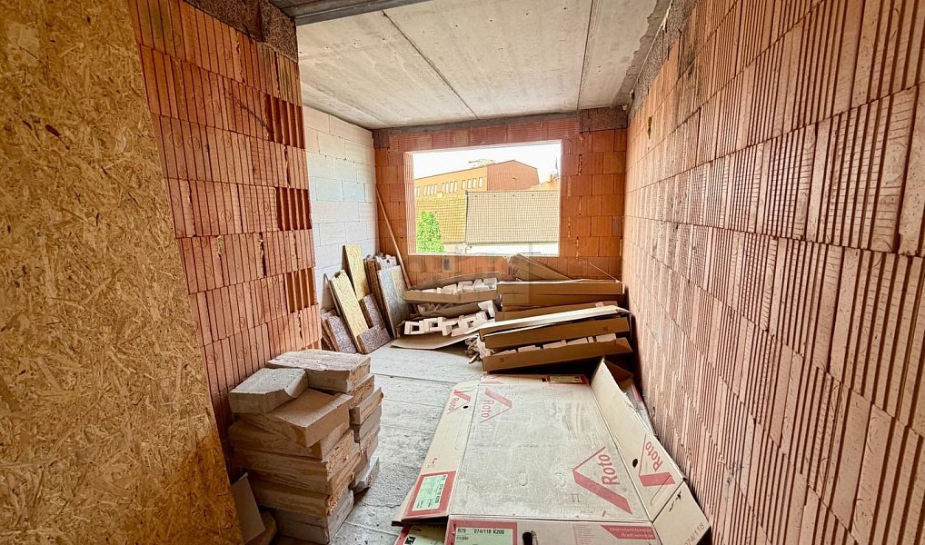 Prodej bytu 5+kk 138 m², Nové Strašecí – náhled fotky 12