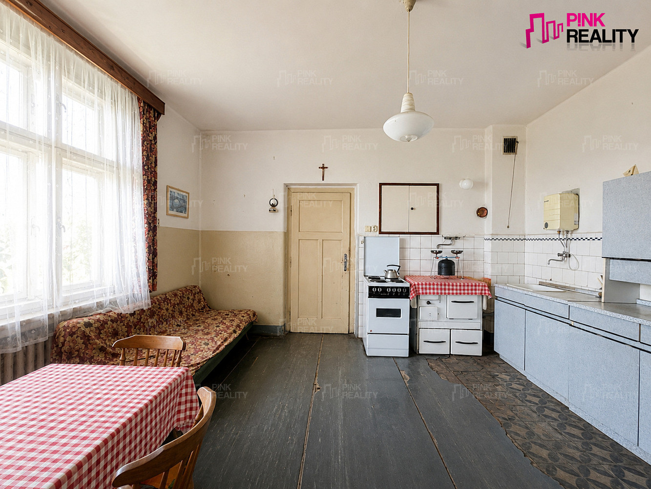 Prodej zemědělského objektu 677 m² – pohled 2