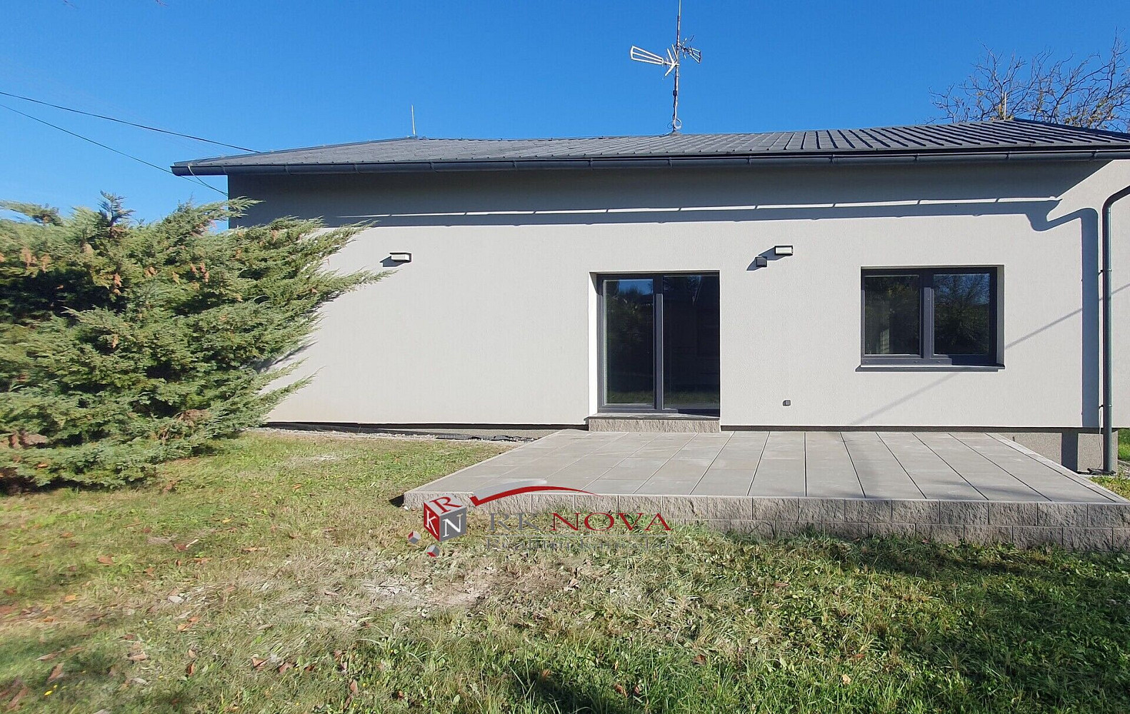 Pronájem domu 190 m² s pozemkem 1 978 m²
