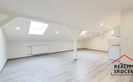 Pronájem bytu 4+kk 95 m², Nivnická, Ostrava - Mariánské Hory