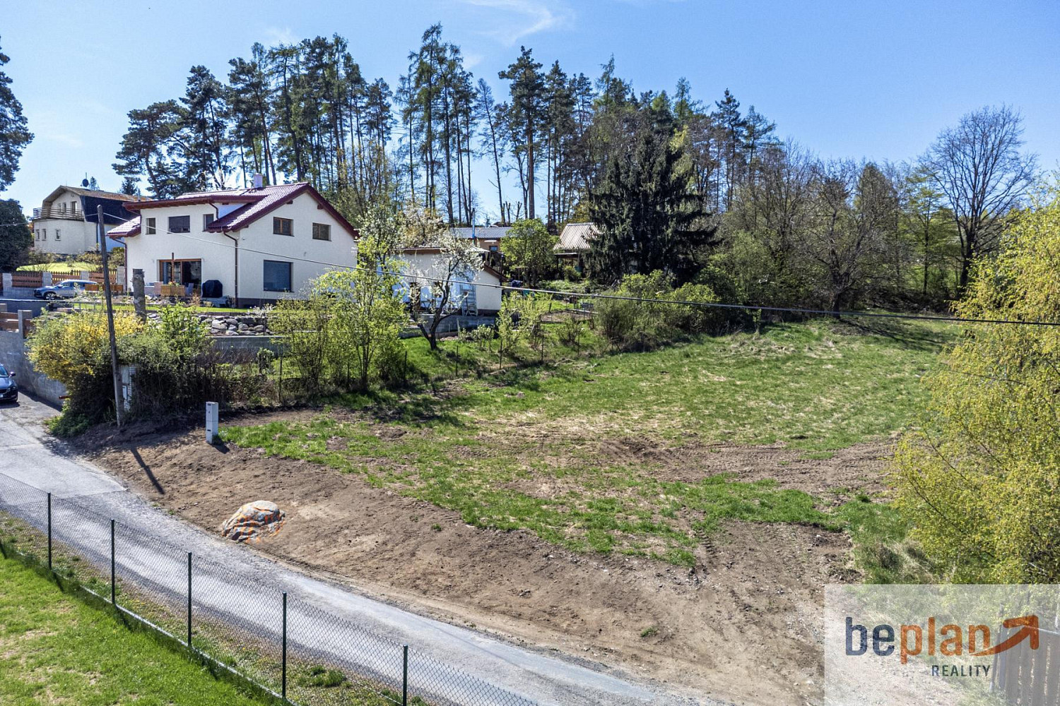 Prodej stavebního pozemku 886 m²