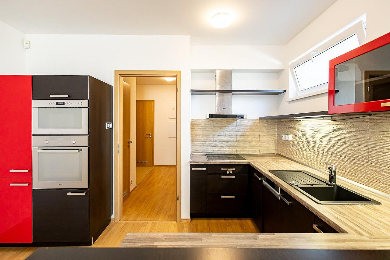 Pronájem bytu 2+kk 56 m²