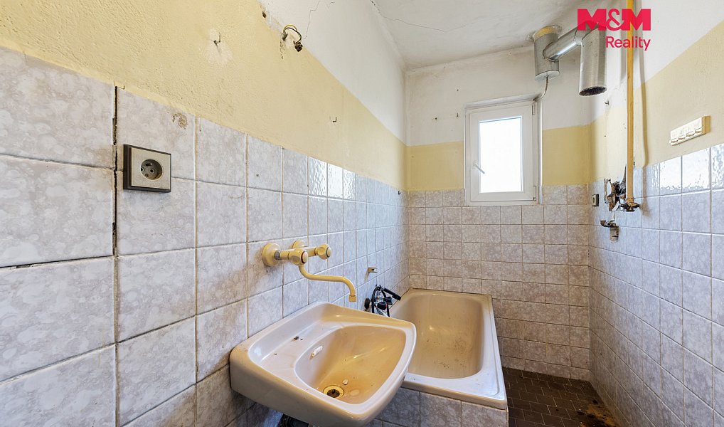 Prodej nájemního domu, činžáku 500 m², Děčín – náhled fotky 20