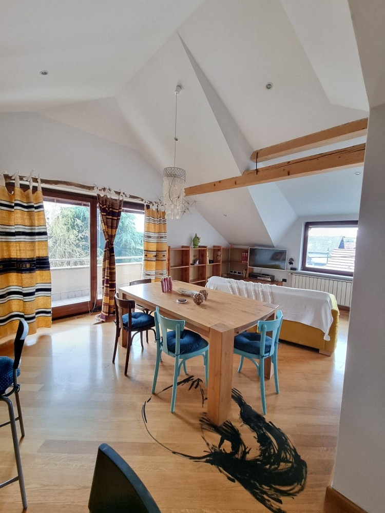 Pronájem bytu atypického 80 m²