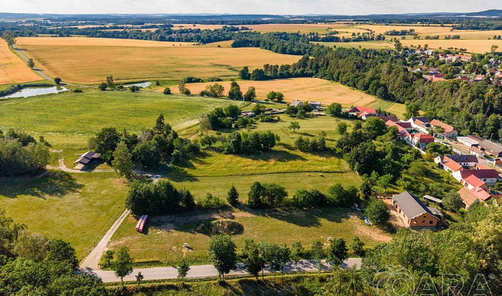 Prodej stavebního pozemku 1 009 m², Dírná – náhled fotky 3