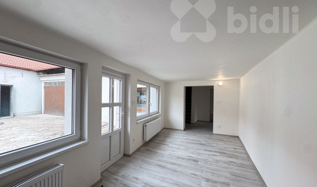 Prodej domu 145 m² s pozemkem 150 m², Evaň – náhled fotky 12