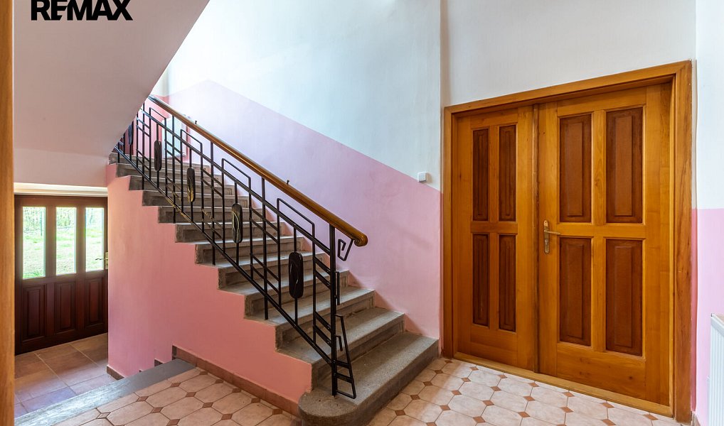 Prodej domu 403 m² s pozemkem 1 389 m², Praha – náhled fotky 35