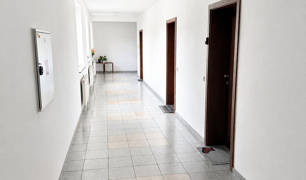 Prodej bytu 1+kk 44 m², Karlovy Vary – náhled fotky 2