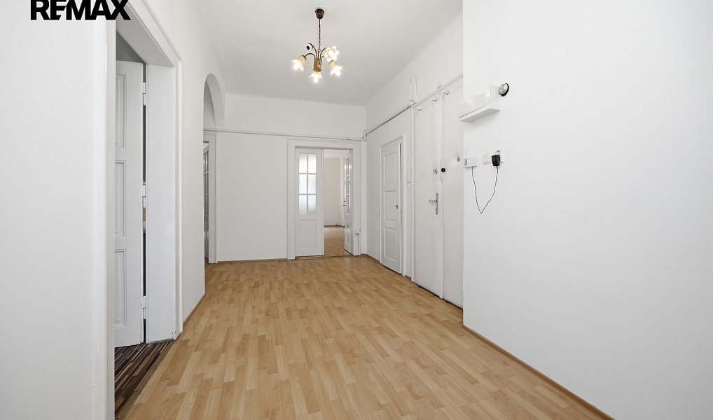 Prodej bytu 2+1 92 m², Praha – náhled fotky 14