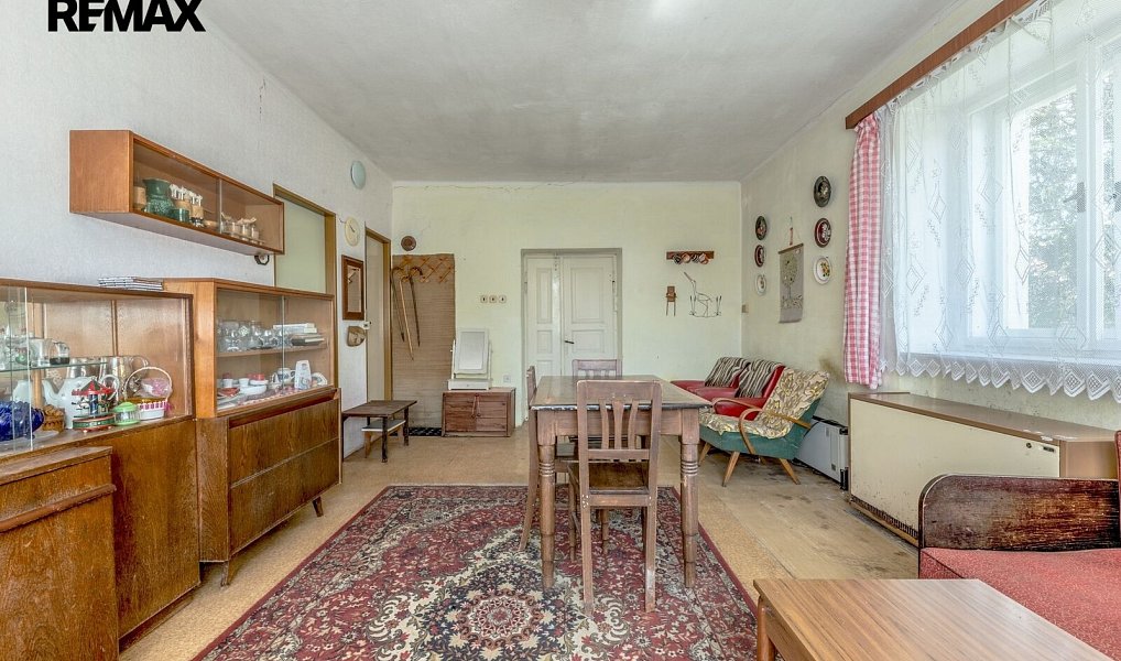 Prodej domu 180 m² s pozemkem 1 532 m², Dobrovice – náhled fotky 8