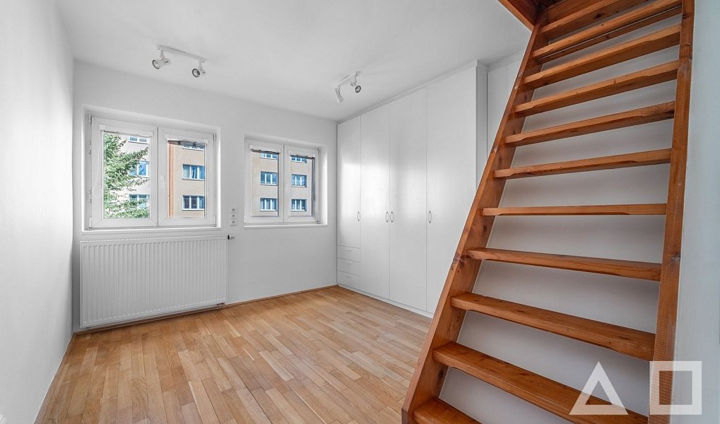 Prodej domu 240 m² s pozemkem 270 m², Praha – náhled fotky 26