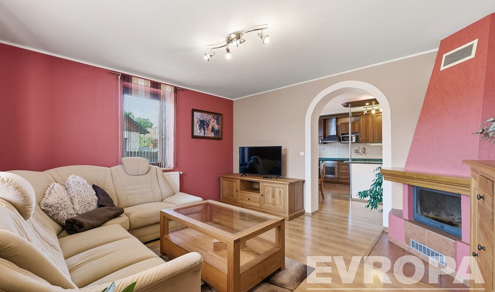 Prodej domu 155 m² s pozemkem 1 058 m², Roudnice – náhled fotky 6