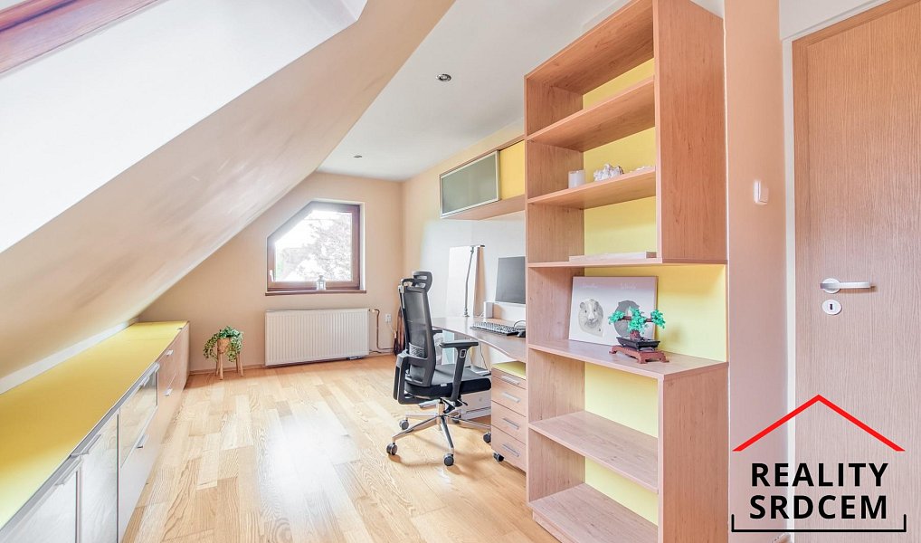 Prodej domu 170 m² s pozemkem 921 m², Bystřice – náhled fotky 24