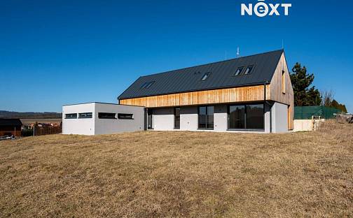 Prodej domu 214 m² s pozemkem 1 127 m², Březová, okres Beroun