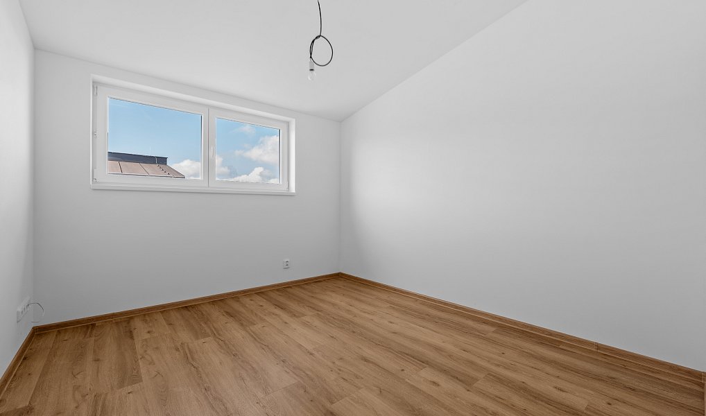 Prodej domu 137 m² s pozemkem 273 m², Milovice – náhled fotky 13