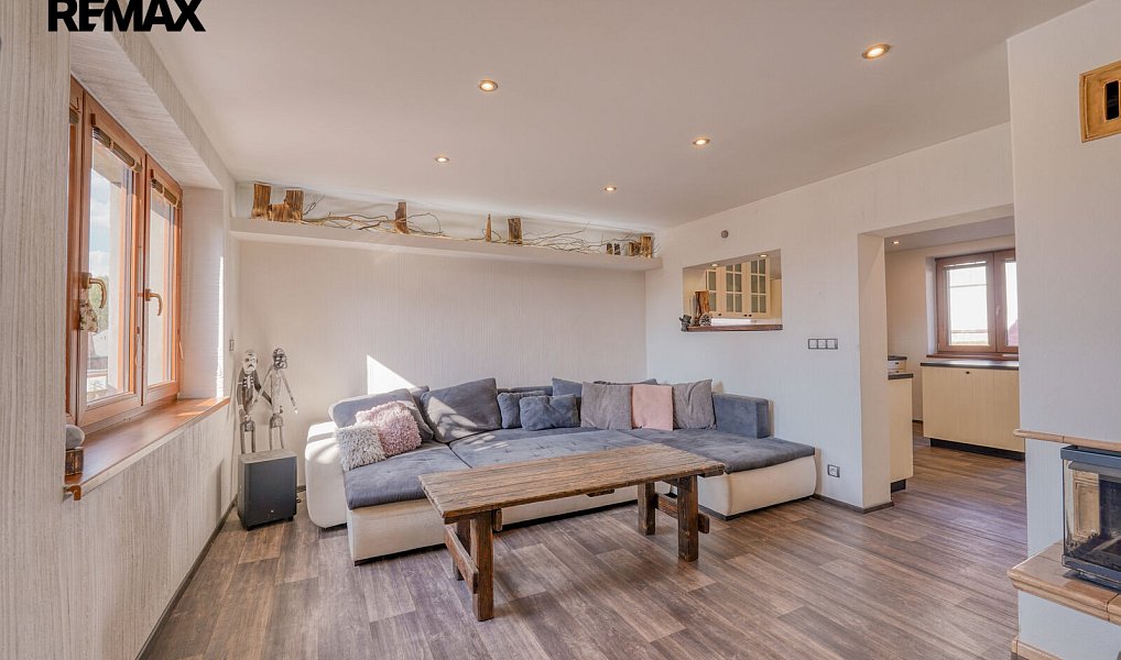 Prodej domu 230 m² s pozemkem 1 093 m², Zbůch – náhled fotky 11