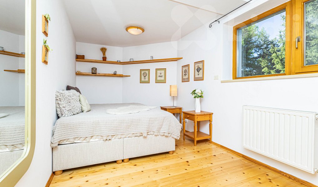 Prodej domu 250 m² s pozemkem 11 733 m², Kolinec – náhled fotky 15