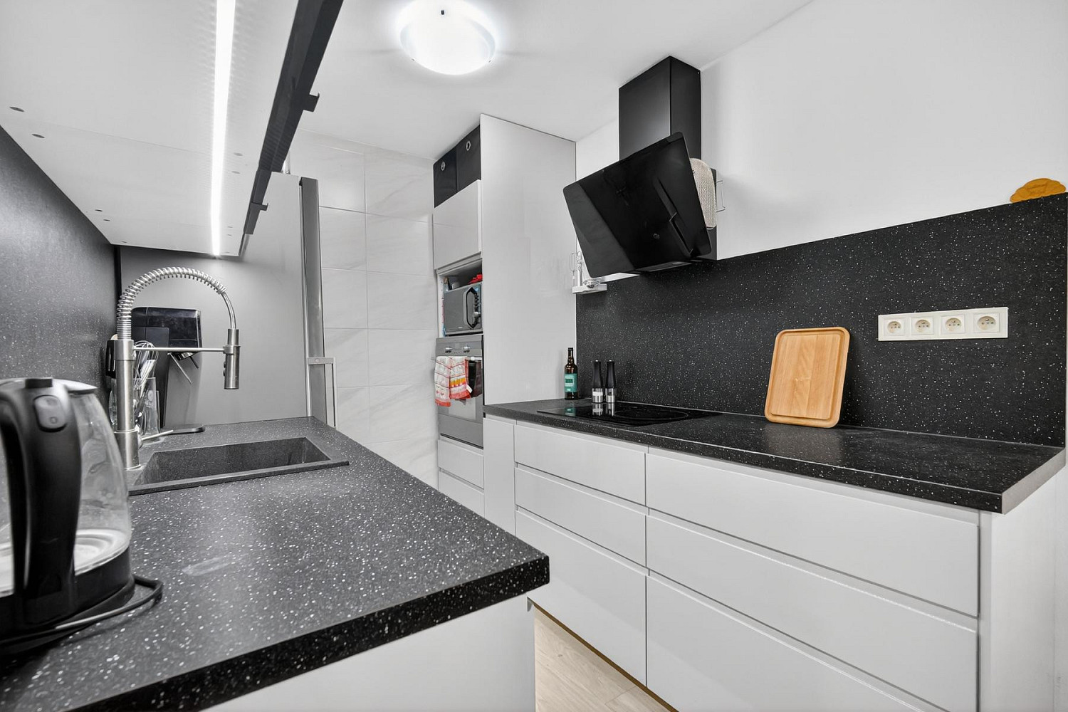 Pronájem bytu 2+kk 45 m² — photo 2
