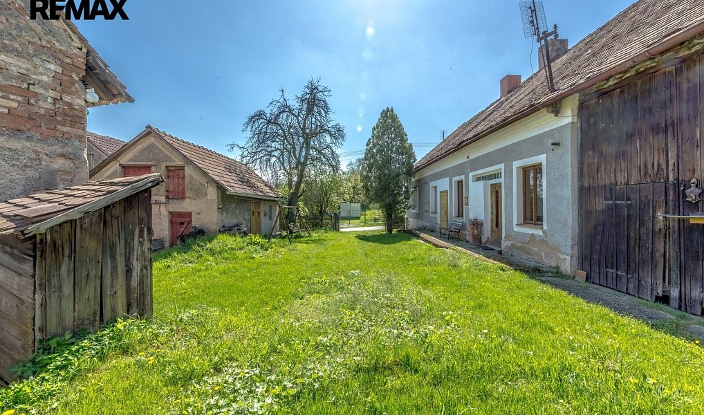 Prodej domu 180 m² s pozemkem 629 m², Dobrovice – náhled fotky 5