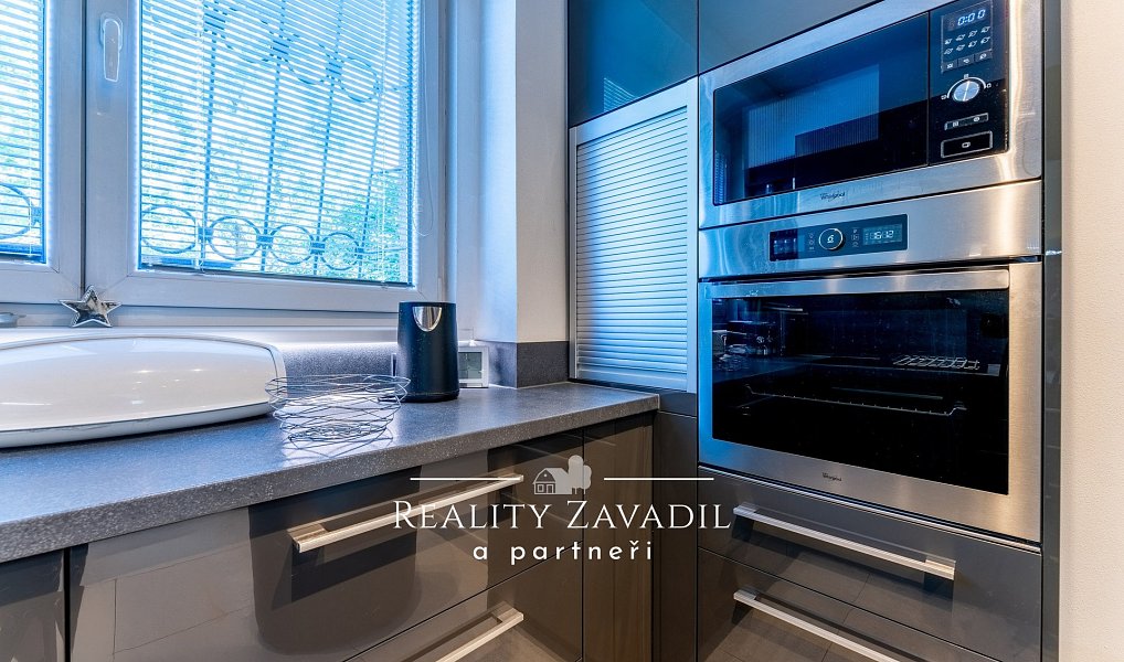 Prodej bytu 3+1 77 m², Praha – náhled fotky 17