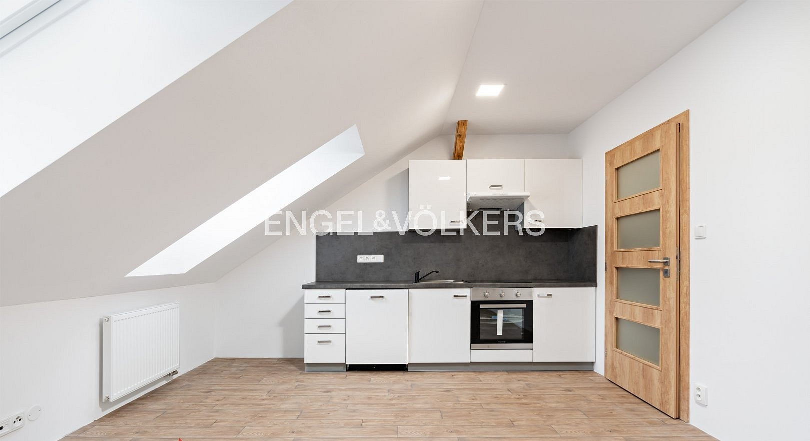 Pronájem bytu 1+kk 49 m²