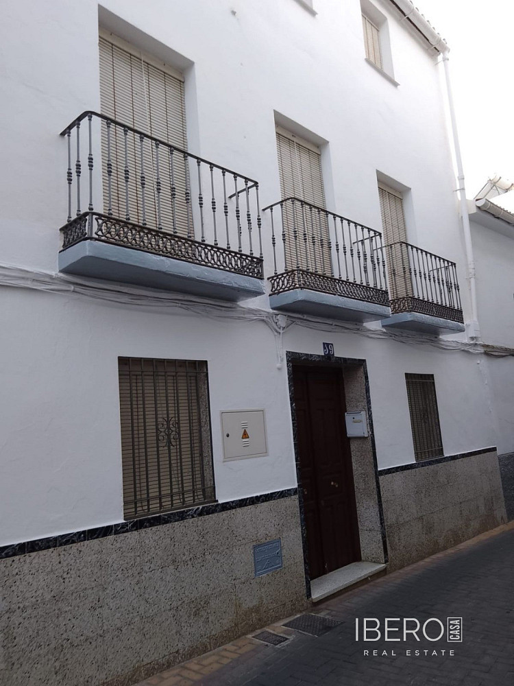 Prodej domu 400 m² s pozemkem 20 m²