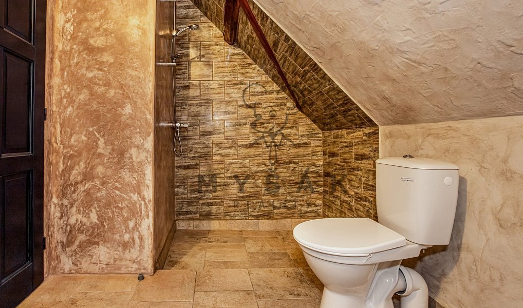 Prodej chaty/chalupy 150 m² s pozemkem 246 m², Strunkovice nad Blanicí – náhled fotky 16