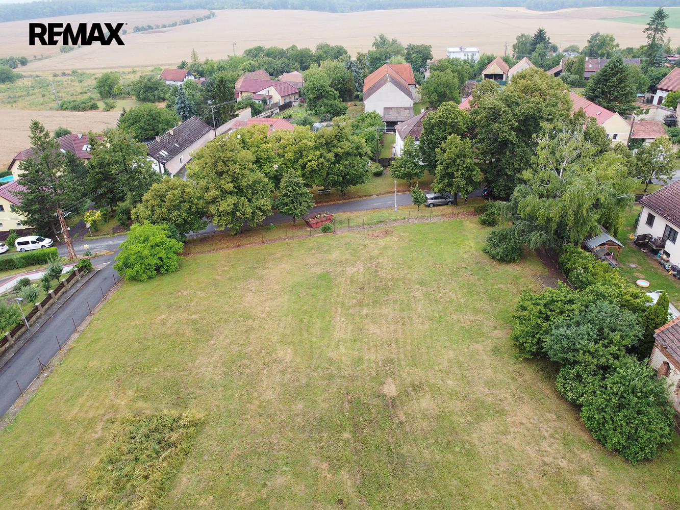 Prodej stavebního pozemku 3 667 m² – pohled 3