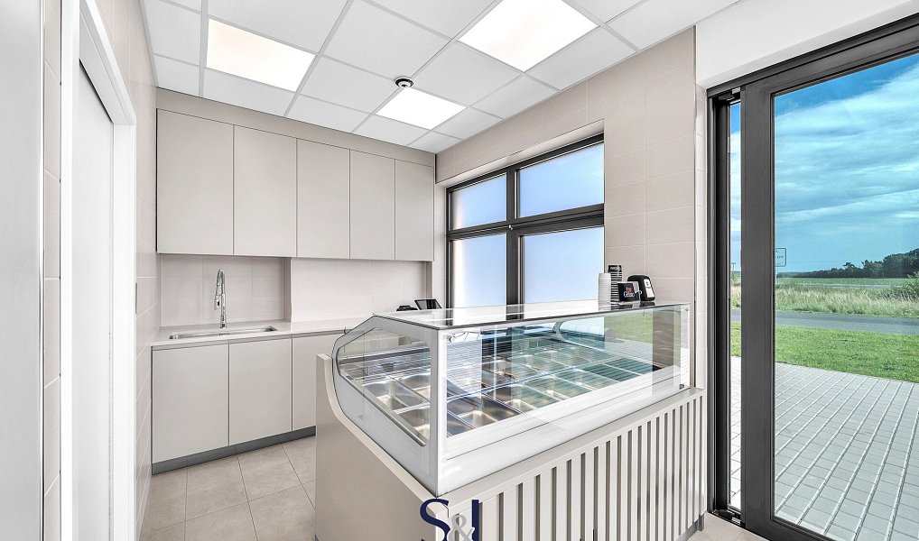 Prodej obchodních prostor 88 m², Doksy – náhled fotky 11