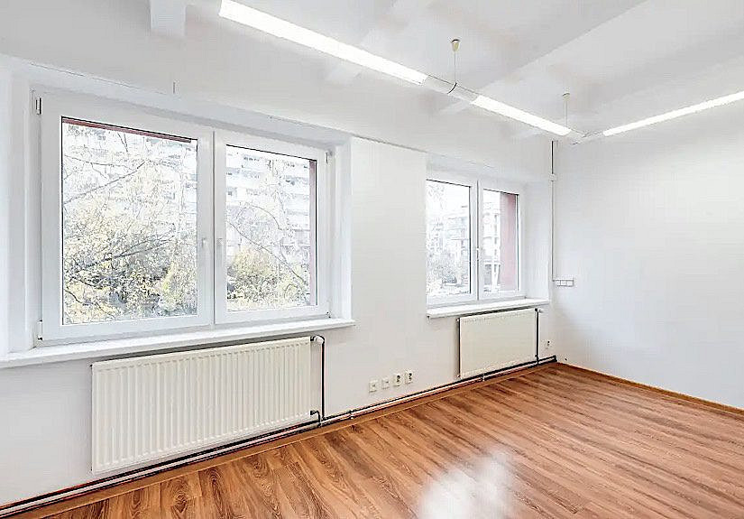 Pronájem kanceláře 51 m² – fotografie 4