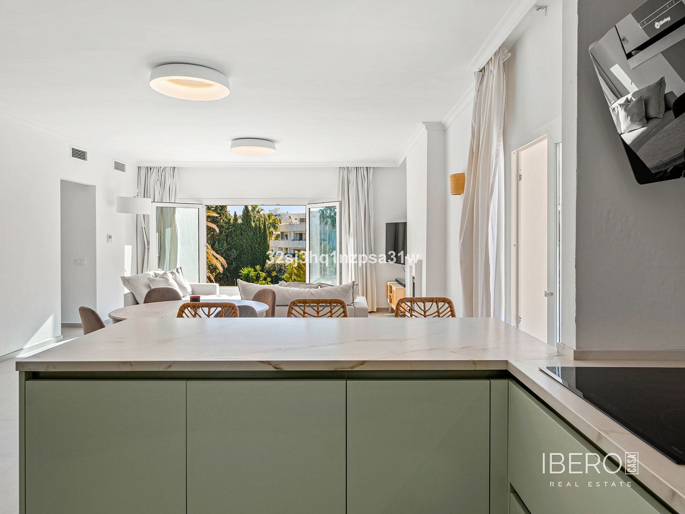 Piso 4+kk – Marbella, Nueva Andalucía - Vista 4