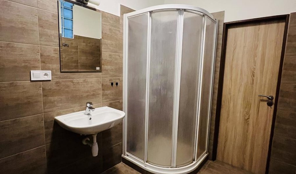 Pronájem bytu 2+1 100 m², Olomouc – náhled fotky 11