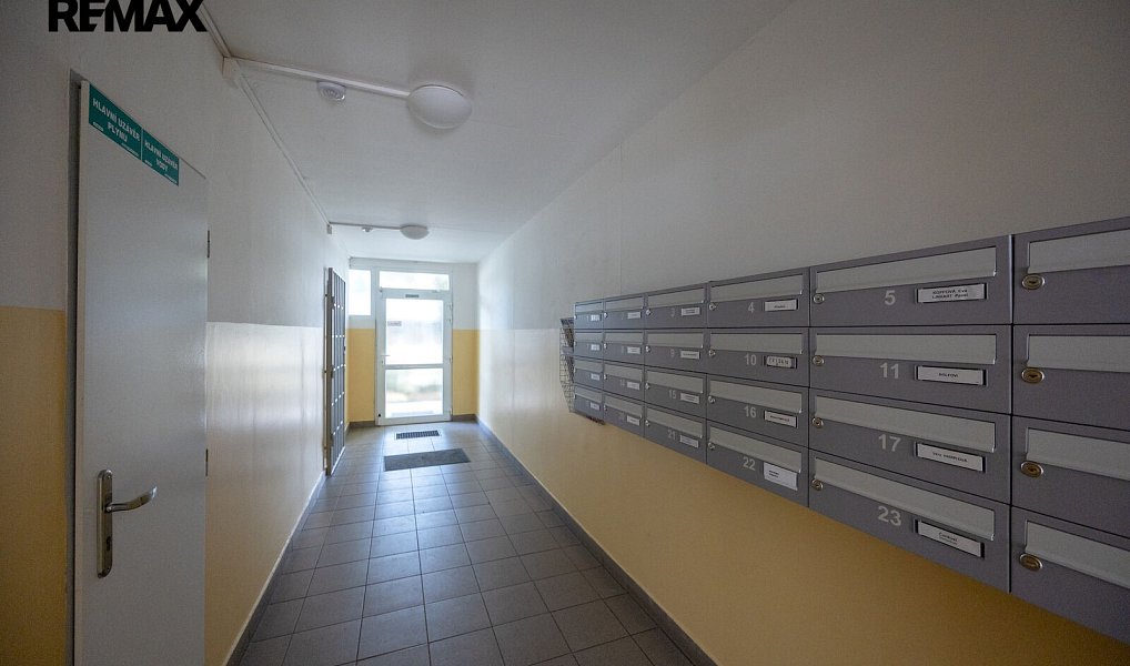 Prodej bytu 3+1 68 m², Praha – náhled fotky 28