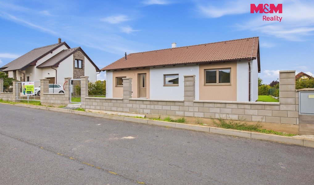 Prodej domu 88 m² s pozemkem 1 001 m², Peruc – náhled fotky 2