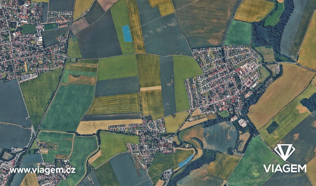 Prodej pole 4 191 m², Veleň – náhled fotky 2