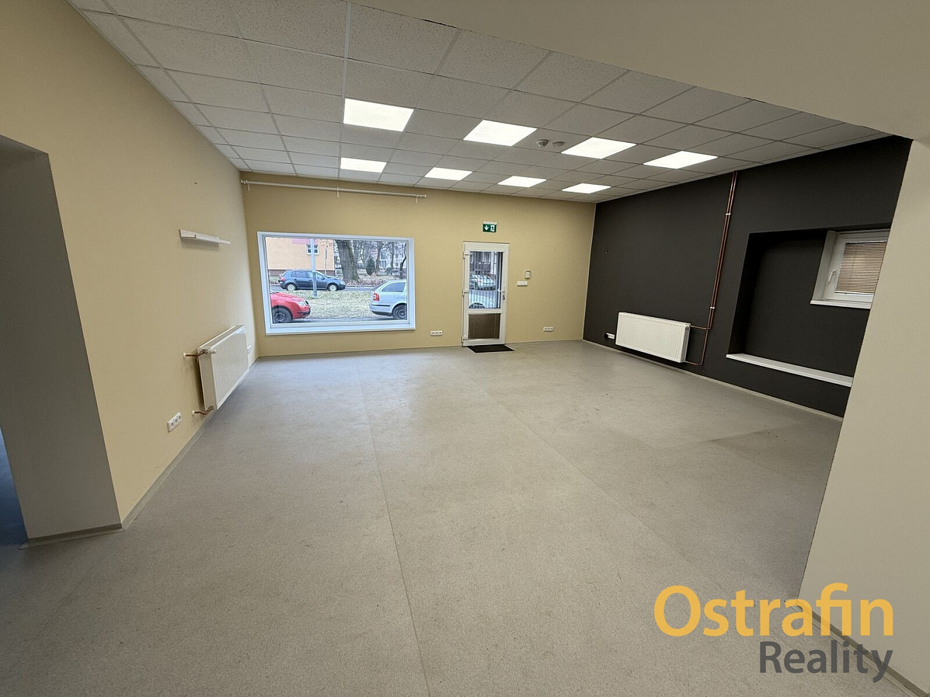 Prodej obchodních prostor 450 m² – fotografie 2