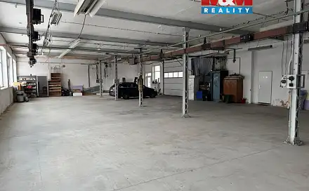 Pronájem obchodních prostor 360 m², Budějovická, Vodňany - Vodňany II, okres Strakonice