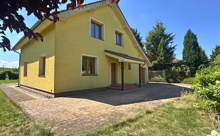 Pronájem domu 152 m² s pozemkem 1 967 m², Peruc - Hřivčice, okres Louny
