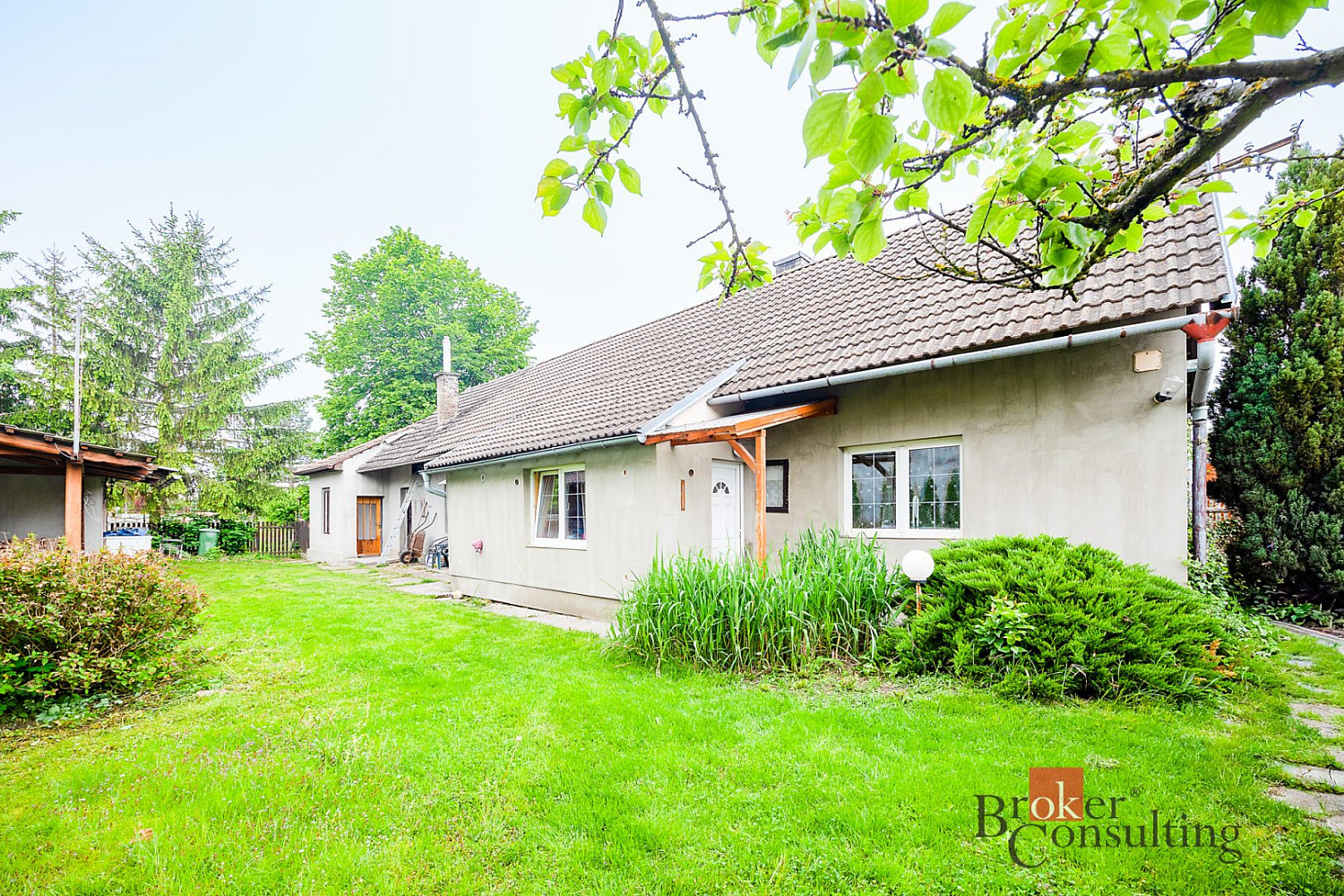 Prodej domu 121 m² s pozemkem 449 m²