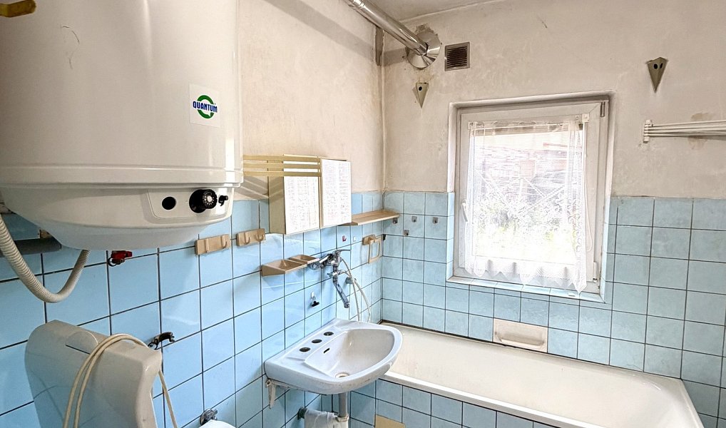 Prodej domu 200 m² s pozemkem 238 m², Tachov – náhled fotky 31